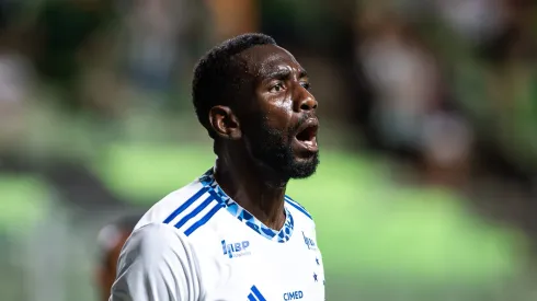 Bolasie fala sobre Matheus Pereira. Foto: Alessandra Torres/AGIF