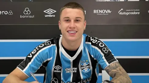 Grêmio renovou com lateral-direito Igor Serrote (Foto: Lucas Uebel/Grêmio FBPA)