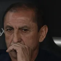Ramón Díaz é contestado pelo elenco do Corinthians, mas técnico não corre risco de demissão