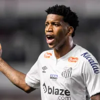 Entrada de Gil melhora o sistema defensivo do Santos e Pedro Caixinha vê reviravolta acontecer