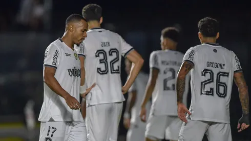 Botafogo sofre com a falta de um técnico no começo da temporada.