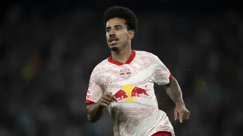 Meio-campista em ação pelo RB Bragantino