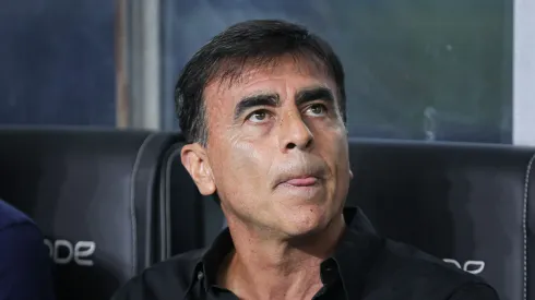 Gustavo Quinteros técnico do Grêmio durante partida contra o Caxias no estadio Arena do Gremio pelo campeonato Gaucho 2025. Foto: Maxi Franzoi/AGIF