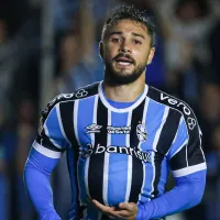 João Pedro revela que vem jogando no sacrifício e quer fazer história no Grêmio: “Negócio pessoal”