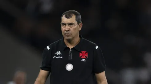 Carille durante partida disputada no Nilton Santos.