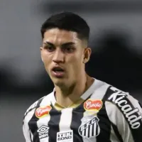 Recém-chegado no Botafogo, Jair tem desempenho elogiado por técnico sub-20: “Melhor momento”