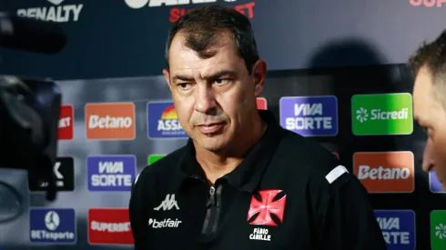 Carille durante entrevista antes de partida entre Vasco X Flamengo, pela semifinal do Campeonato Carioca. Foto: Matheus Lima/CRVG