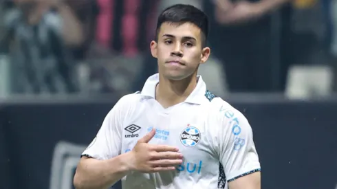 Aravena se recupera de lesão