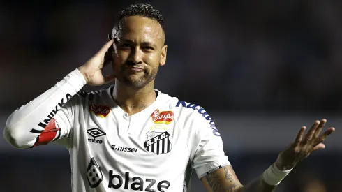 Santos quer segurar Neymar – Foto: Miguel Schincariol/Getty Images.