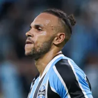 Braithwaite e Grêmio acertam renovação de contrato com pequeno reajuste salarial