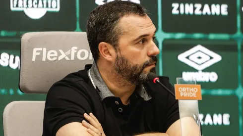 Mario Bittencourt vem sendo criticado nos bastidores por falta de transparência em projeto de SAF. Foto: LUCAS MERÇON / FLUMINENSE F.C.