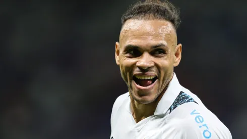 Grêmio de Braithwaite monitora Raul – Foto: Gilson Lobo/AGIF.