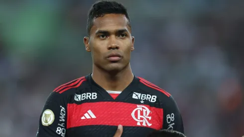 Alex Sandro está novamente relacionado e deve ser titular do CRF contra Vasco