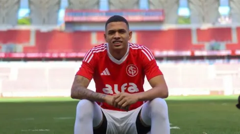 Reforço do Internacional, Diego Rosa foi apresentado pelo Inter – Foto: Ricardo Duarte/Internacional