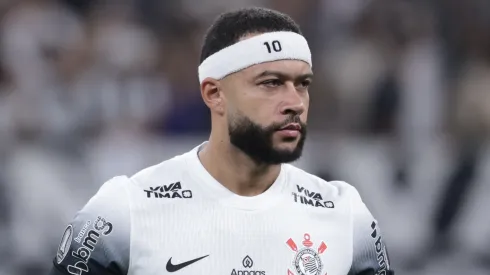 Memphis Depay jogador do Corinthians durante partida contra o Universidad Central no estádio Arena Corinthians pelo campeonato Copa Libertadores 2025. Foto: Marcello Zambrana/AGIF