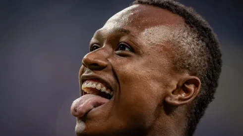 Nathan Fernandes jogando pelo Grêmio comemora seu gol durante partida contra o Juventude no estádio Arena do Grêmio pelo campeonato Gaúcho 2024. Foto: Liamara Polli/AGIF