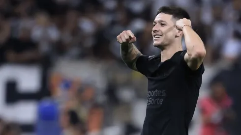 Rodrigo Garro comemorando gol pelo Corinthians pelo Campeonato Paulista 2025. Foto: Marcello Zambrana/AGIF