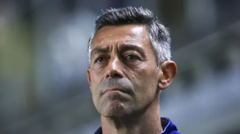 Pedro Caixinha é muito criticado após eliminação do Peixe.
