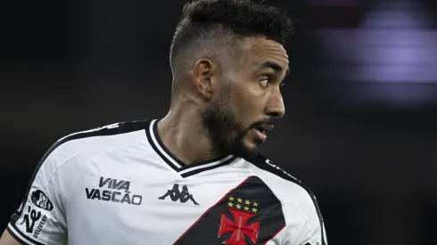 Payet durante partida entre Vasco e Flamengo, no Estádio Nilton Santos, pelo Campeonato Carioca.