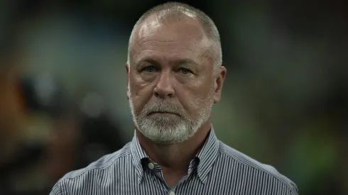 Mano Menezes tem decisão pelo Fluminense