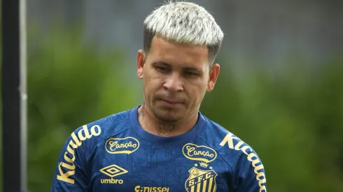 Soteldo deixou dívida para o Santos em 2024