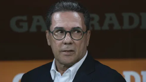 Tecnico Vanderlei Luxemburgo do Palmeiras durante partida contra o Guarani-PAR no estadio Arena Allianz Parque pelo campeonato Libertadores 2020. Foto: Daniel Vorley/AGIF