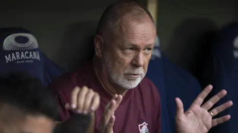 Mano Menezes técnico do Fluminense durante partida contra o Volta Redonda no estádio Maracanã pelo campeonato Carioca 2025.