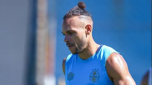 Braithwaite durante treinamento no CT Luiz Carvalho. Foto: Lucas Uebel/Grêmio FBPA