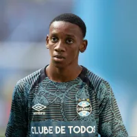 Grêmio confirma lesão grave de Gabriel Mec e jovem ficará afastado dos gramados por tempo indeterminado