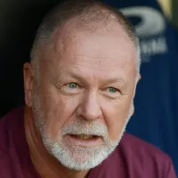 Torcida do Fluminense exige demissão de Mano e sugere Felipe Melo: “Seria um bom técnico”