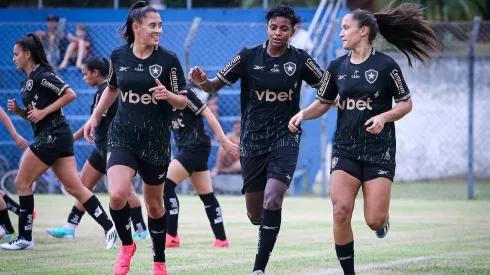 As Gloriosas venceram as rivais do Pérolas Negras na Copa Rio Feminina