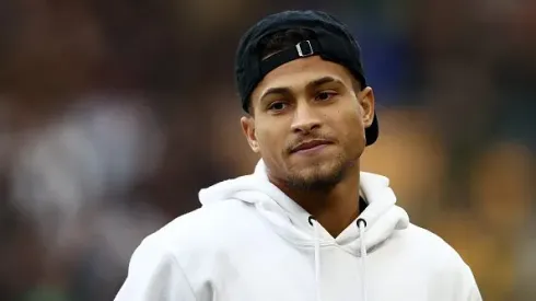 João Gomes antes de partida entre Wolves e Liverpool, pela Premier League, em 2023. Foto: Naomi Baker