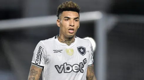 Igor Jesus, artilheiro do Botafogo e Savarino revelaram o seu ponto de vista sobre a corrida pela título da Libertadores 2025