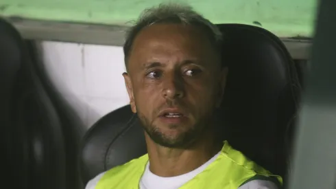 Rafinha pode rescindir no Coritiba