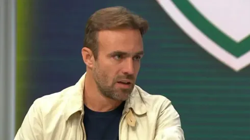 Roger Flores durante programa no SporTV – Foto: Reprodução/SporTV