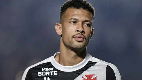João Victor em ação pelo Vasco da Gama – Foto: Thiago Ribeiro/AGIF