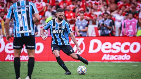 Wagner Leonardo, zagueiro do Grêmio. Foto: Maxi Franzoi/AGIF