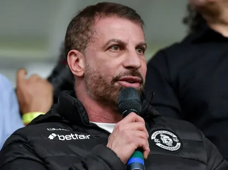 Pedrinho age bem no mercado para renovar com Léo Jardim