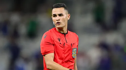 Matheus Delgado foi o juiz do clássico