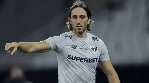 Zubeldía vem sendo bastante criticado pelo torcedor do São Paulo em 2025