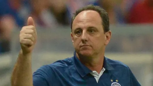 Rogério Ceni acompanha equipe do Bahia – Foto: Luiz Erbes/AGIF