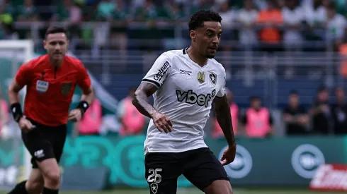 Gregore jogador do Botafogo – Foto: Fabio Giannelli/AGIF