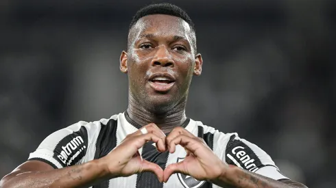 Patrick de Paula no Botafogo. Foto: Thiago Ribeiro/AGIF