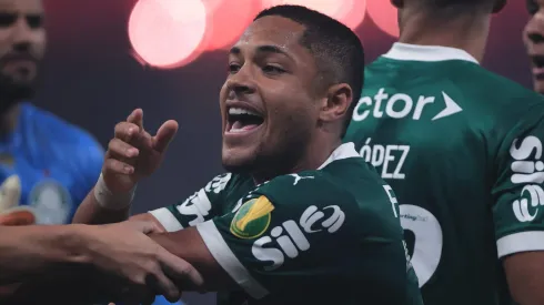Vitor Roque ainda não balançou as redes desde chegada ao Palmeiras