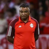 Roger Machado destaca trabalho de jogador no Internacional e vê a importância de Carbonero: “11 titulares”