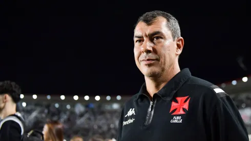Fábio Carille durante Vasco x Santos pelo Campeonato Brasileiro – Foto: Thiago Ribeiro/AGIF
