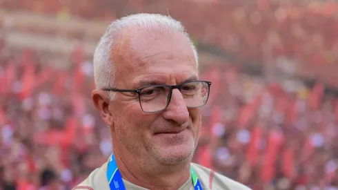 Dorival está livre no mercado após passagem pela Seleção.