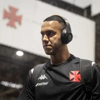 Fábio Carille dispensa defensor e Souza avalia rescisão no Vasco até sexta-feira