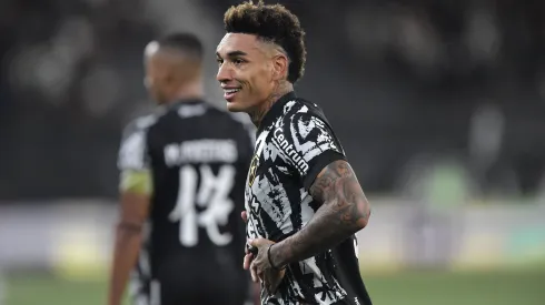 Igor Jesus foi o grande destaque do Botafogo contra o Juventude – Foto: Thiago Ribeiro/AGIF