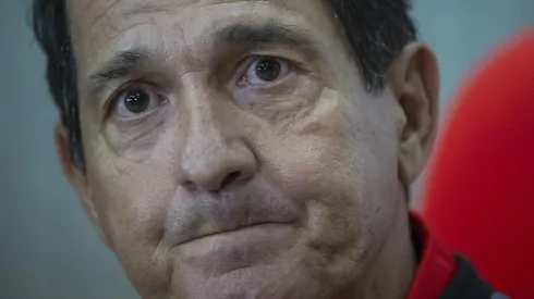 Ex-treinador deu a sua opinião – Foto: Fernando Soutello/AGIF.